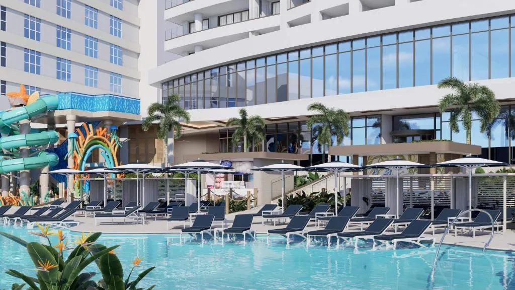 Beach Palace: another view