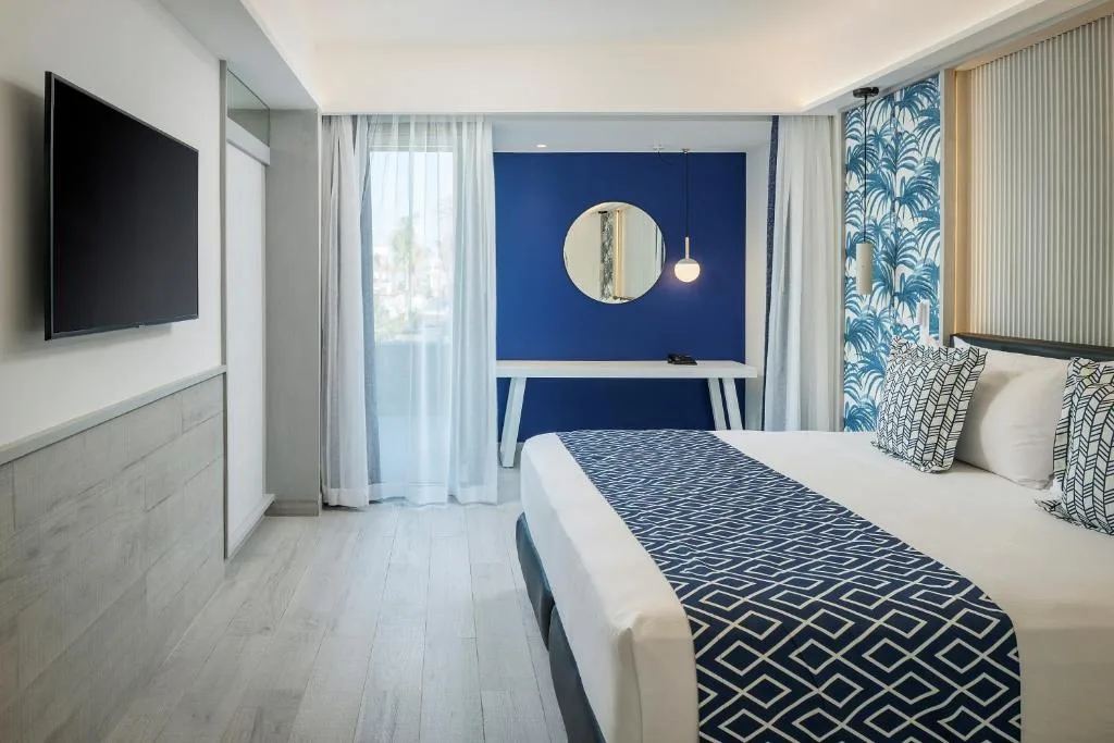 Catalonia Grand Costa Mujeres All Suites & Spa: another view