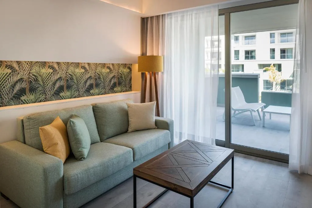 Catalonia Grand Costa Mujeres All Suites & Spa: another view
