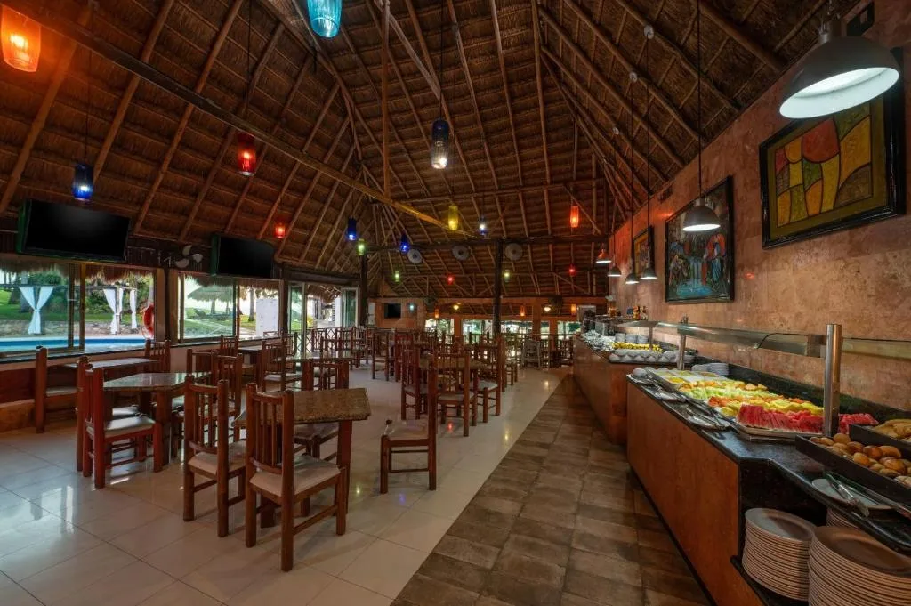 Hotel Dos Playas Faranda Cancún: another view