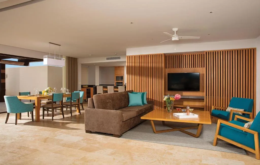 Dreams Playa Mujeres Golf & Spa Resort: another view