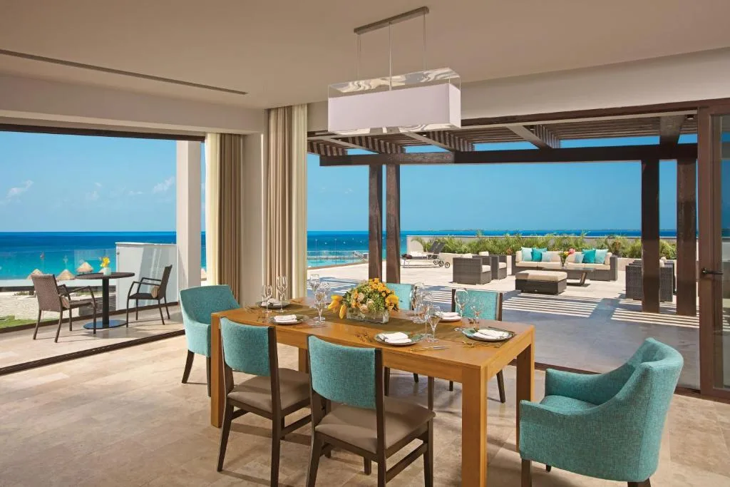 Dreams Playa Mujeres Golf & Spa Resort: another view