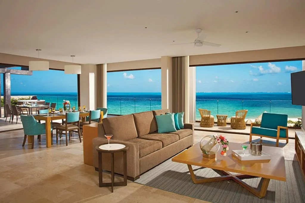 Dreams Playa Mujeres Golf & Spa Resort: another view