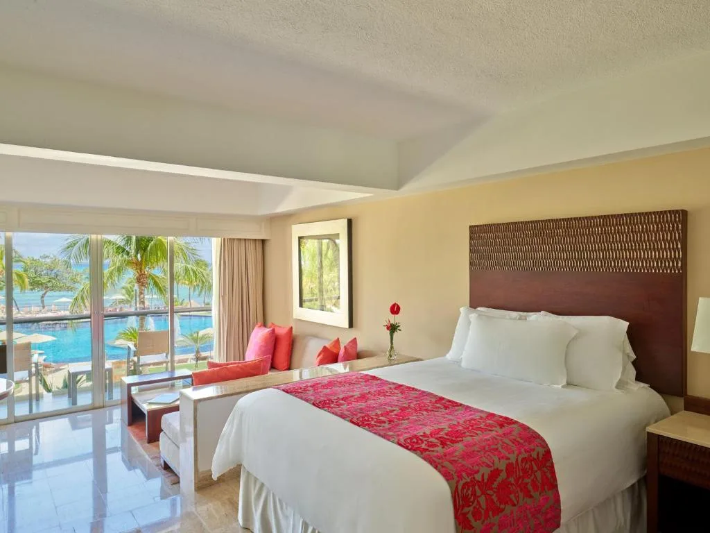 Grand Fiesta Americana Coral Beach Cancun: another view