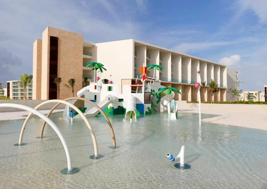 Grand Palladium Select Costa Mujeres: another view