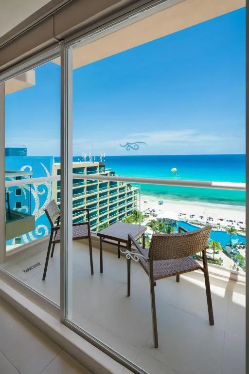 Hard Rock Hotel Cancun: another view