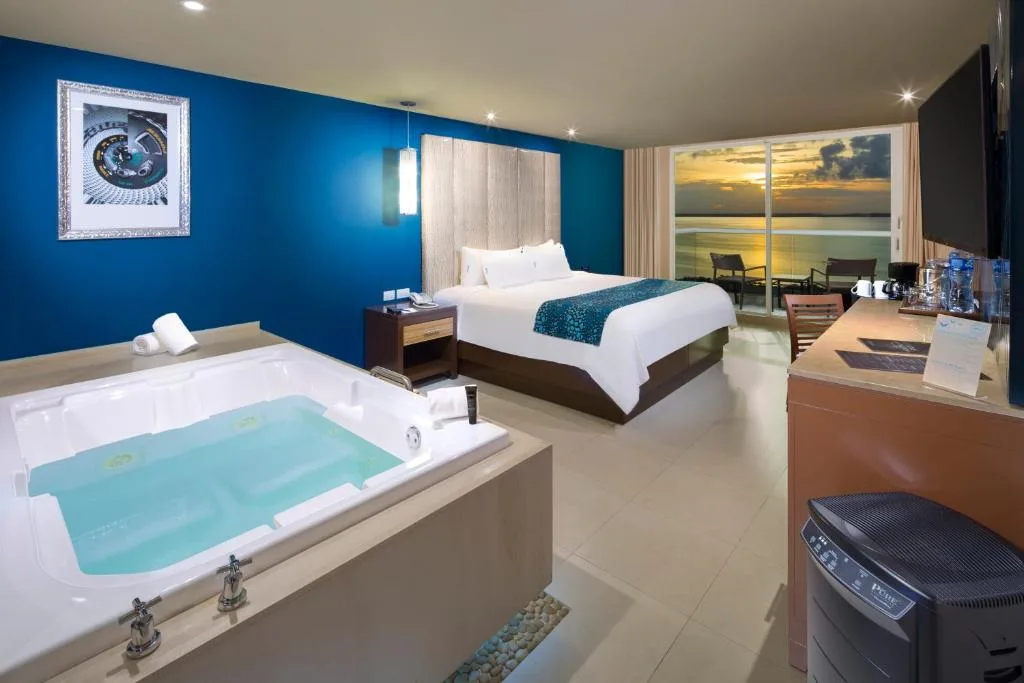Hard Rock Hotel Cancun: another view