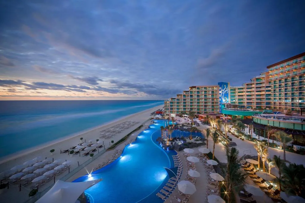 Hard Rock Hotel Cancun: another view