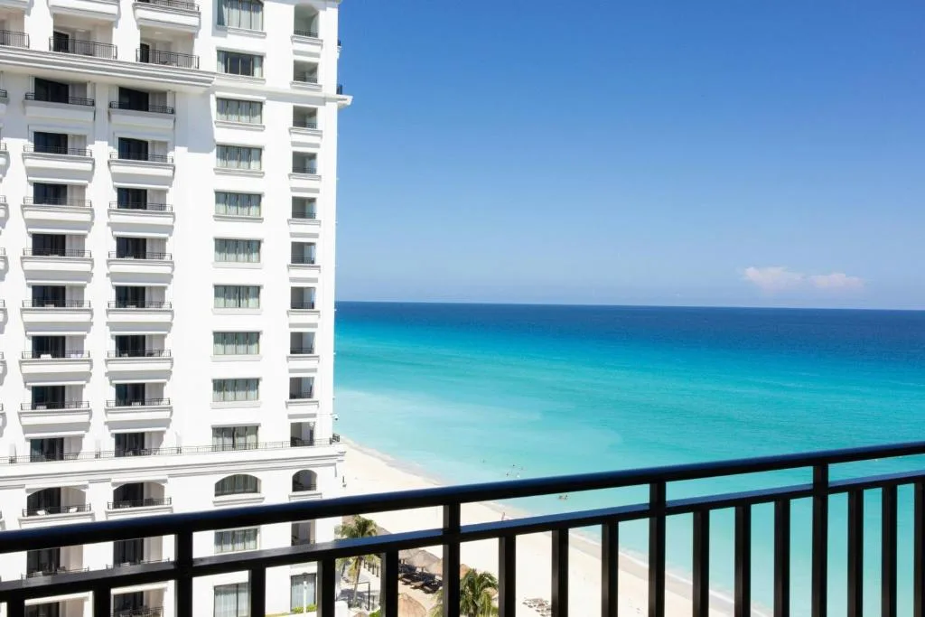 Marriott Cancun, An All-Inclusive Resort: another view