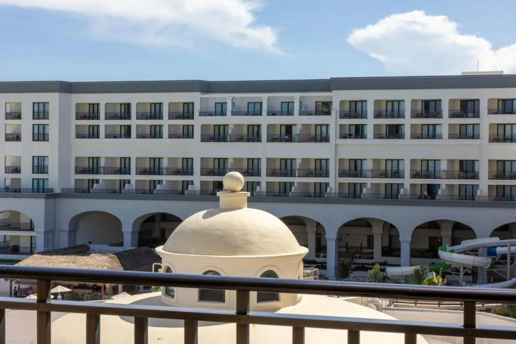 Marriott Cancun, An All-Inclusive Resort: another view