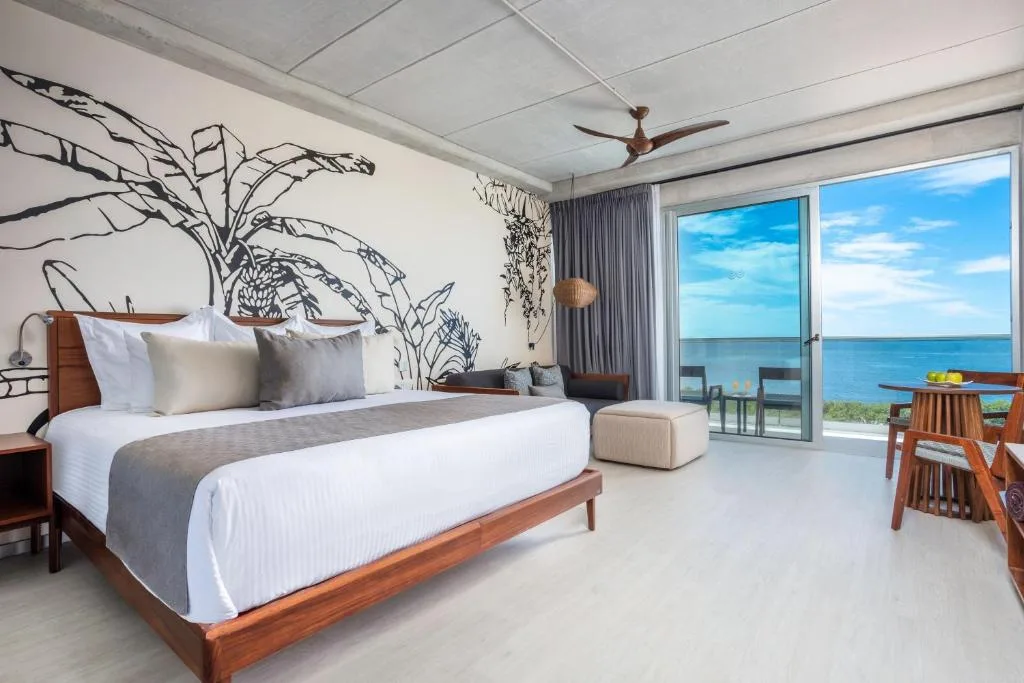 Mondrian Cancun: another view