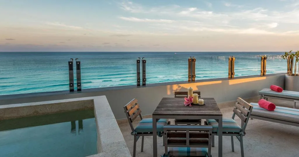 Park Royal Beach Cancun: another view