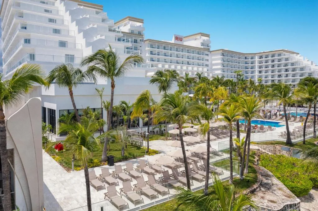 Riu Caribe: another view