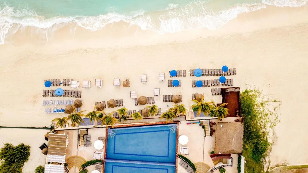 Seadust Cancun Family Resort: another view