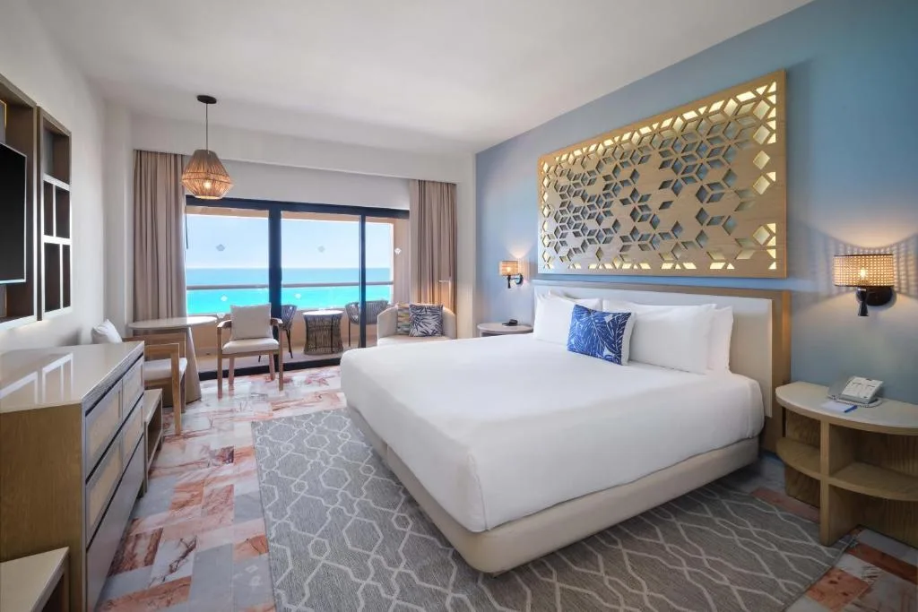 Wyndham Grand Cancun All Inclusive Resort & Villas: another view